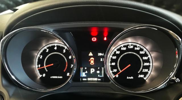 Mitsubishi Asx 4wd Cvt 2.0. Prata 2017/2018 - Foto 9
