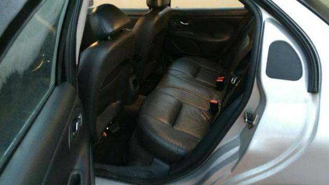 Ford Mondeo Ghia top 2000 V6 - Foto 6