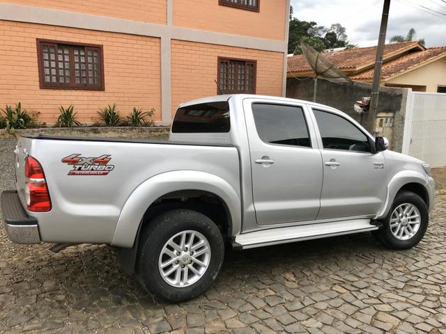 Toyota Hilux SRV 3.0 Diesel Co.Tracao 17? - Foto 4