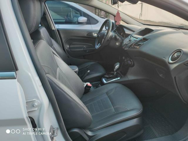 New Fiesta Titanium Hatch - Foto 5
