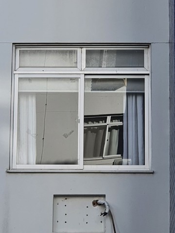 Esquadria de janela em alumínio