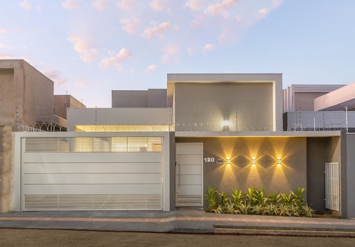 Casa com 3 dormitórios à venda, 160 m² por R$ 920.000,00 - Vila Nasser - Campo Grande/MS