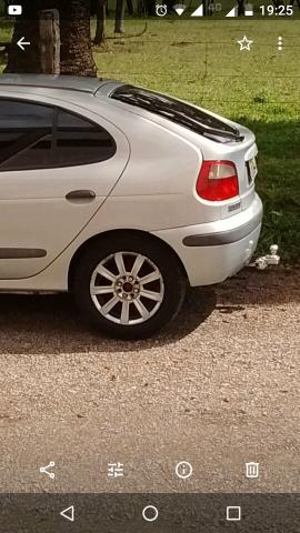 Megane barbada - Foto 13