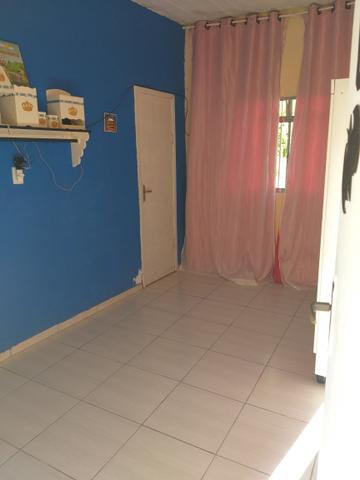 Vende-se casa