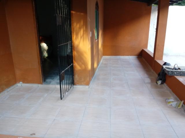 Vendo Casa em Nova Viçosa no bairro Alcione no sul da Bahia a 150m da praia lugar comum - Foto 2