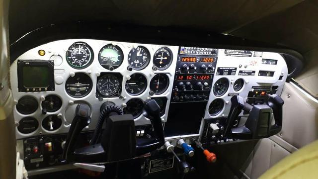 Cessna C-210M - Foto 5
