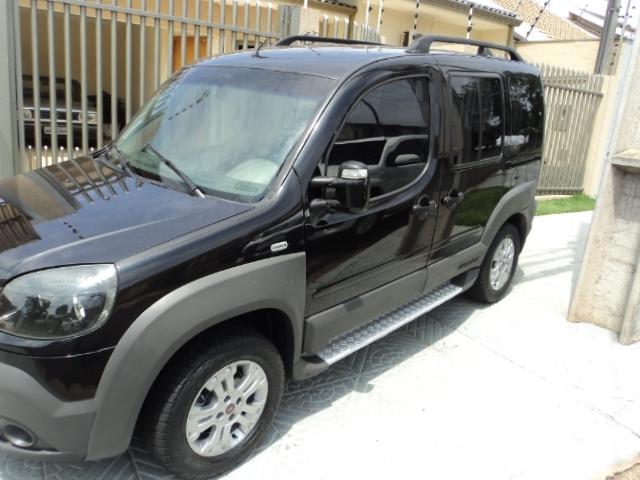 Doblo Adventure 1.8 8V (flex) 2010 - Foto 3