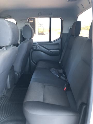 FRONTIER XE 2013 4x4 190 CV CAPA DE REVISTA - Foto 10