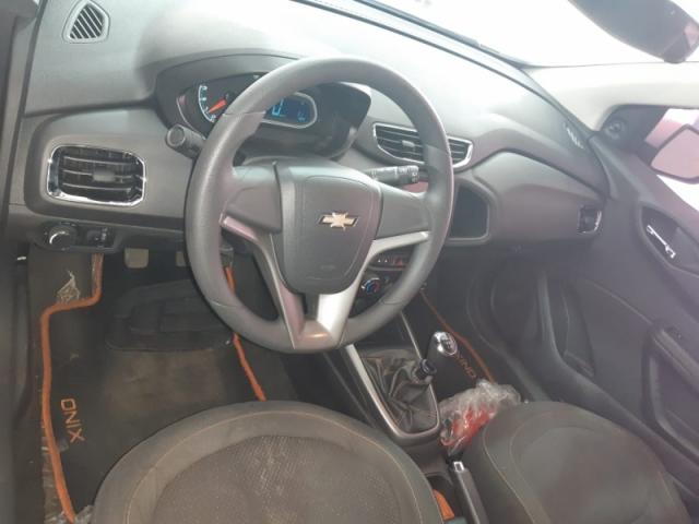 CHEVROLET ONIX 1.0 MPFI LOLLAPALOOZA 2014 - Foto 5