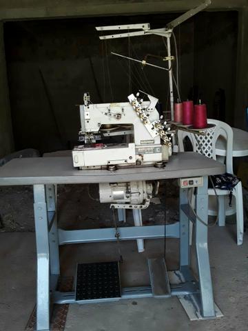 Máquina de cós de 4 agulha. - Foto 2