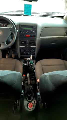 Fiat Idea 1.4 Flex/GNV em ótimo estado - Foto 10