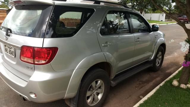 Hilux sw4 srv 3.0 4x4 diesel - Foto 2