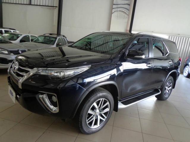 Toyota Hilux SW4 SW4 2.8 SRX AUT. 4X4 7 LUGARES - Foto 3