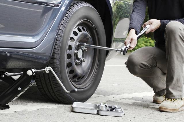 Pneu Furado Carro e Moto - Inflator Para Selar e Inflar o Pneu - Foto 4