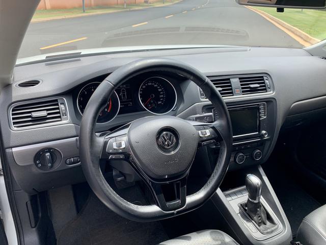 7.000 abaixo da Fipe !! VW Jetta 1.4 TSI - 2017 - Impecável - Foto 9