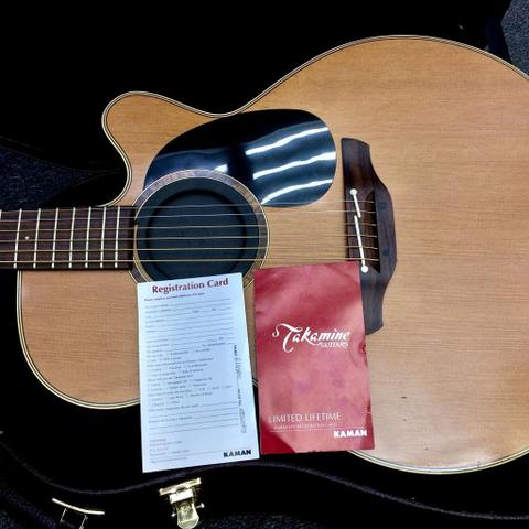 Violão Takamine ETN 40c