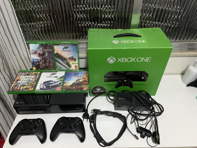 Xbox one + 2 controles + jogos