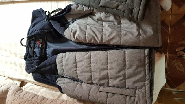 Conjunto Com 4 coletes tamanho GG - loja Renner