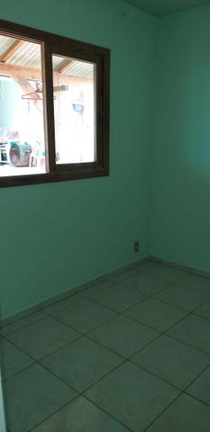 Aluga casa *