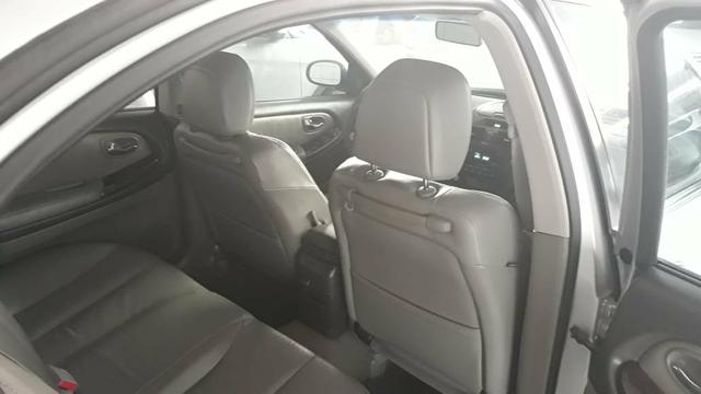 Nissan Maxima 3.0 GV - Foto 8