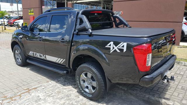 Frontier Attack 4x4 com apenas 11mil km