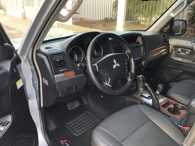 Pajero Full HPE 3.2 Diesel 7 lugares - Excelente Estado de Conservação - Ac Trocas - Foto 11
