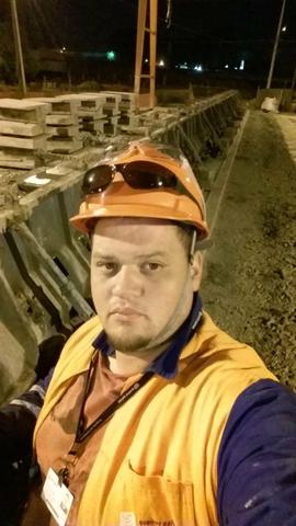 Trabalho com manutenção predial e residencial