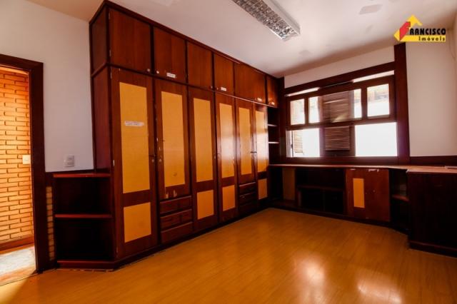 Casa Comercial para aluguel, 3 quartos, 4 vagas, Centro - Divinópolis/MG