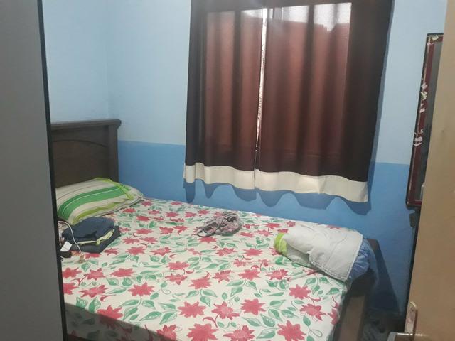 Vendo lote com casa nos fundos e construção na frente - Foto 4