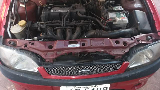 Ford Fiesta Sport 2000/2001 1.6 - Foto 4