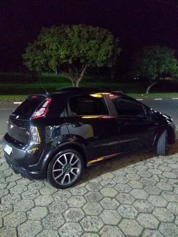 Fiat Punto BlackMotion 1.8 Flex / Automático / 5P / 2015 - Foto 8