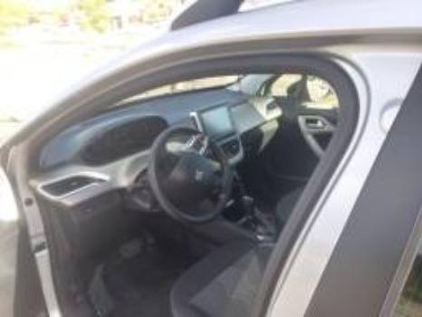 Peugeot 2008 - Foto 10