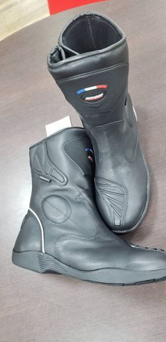 bota mondeo magnetic
