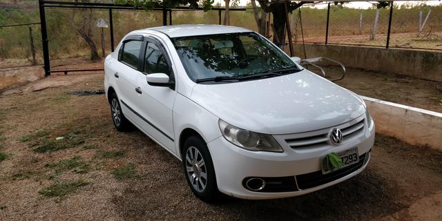 Voyage 1.6, completo, ano 2010/2011, só de BSB