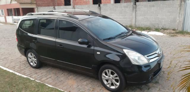 Nissan gran livina 2013