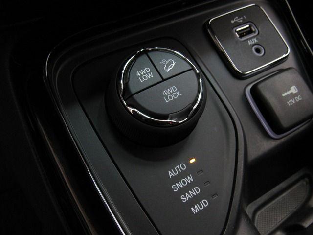 JEEP COMPASS LIMITED AT9 4X4 2.0 16V - Foto 14