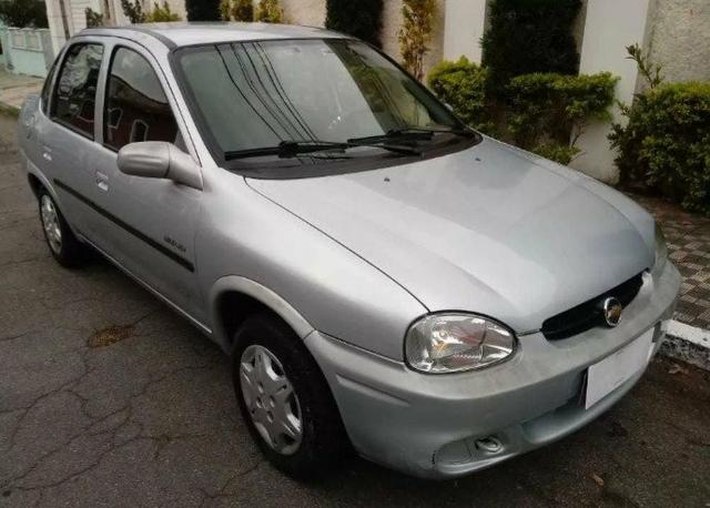 Corsa 1.0 - Foto 2