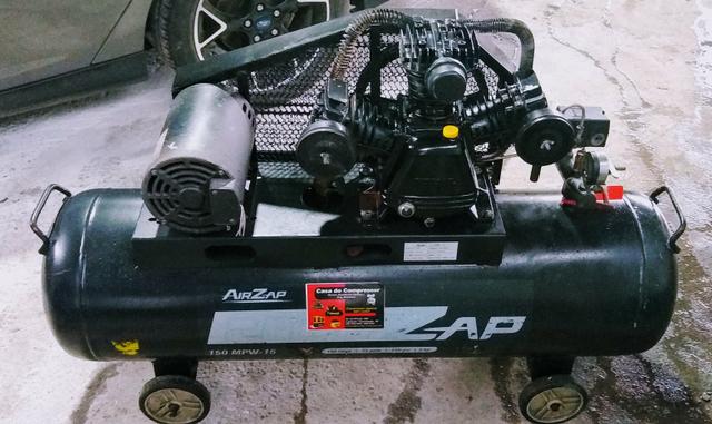 Barbada.Compressor motor 3hp 150 litros 130 psi - Foto 2