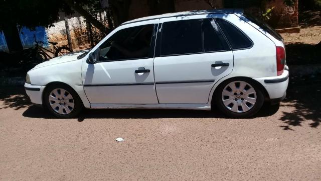 Vendo gol3 2001 valor 4.500 2 anos atrasado 16 válvula foi feito o moto não tem 4 mês - Foto 6