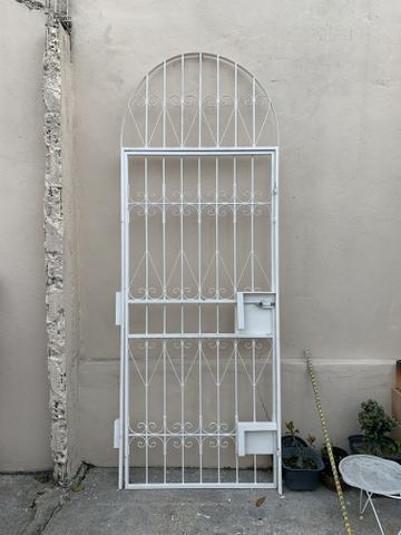 Grade e portão de ferro - Foto 2