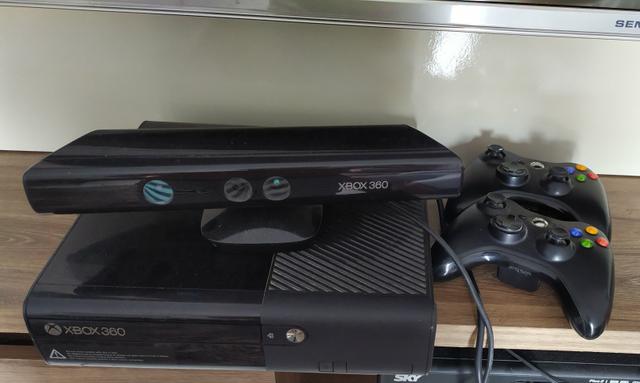 X Box 360 Super Slim - Foto 2