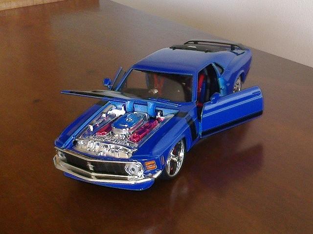 Mustang Boss 302 1970 Maisto Pro Rodz 1/24 - Foto 4
