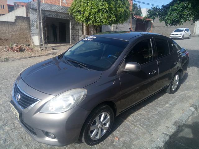 Nissan versa - Foto 2