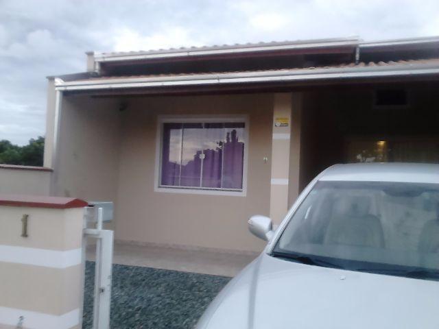 Casa Temporada Praia Itajuba - Barra Velha / SC, 2 quartos sala cozinha banheiro garagem