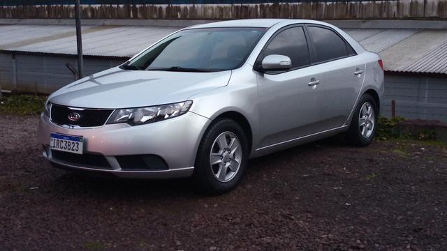 Cerato 2011 - Foto 2