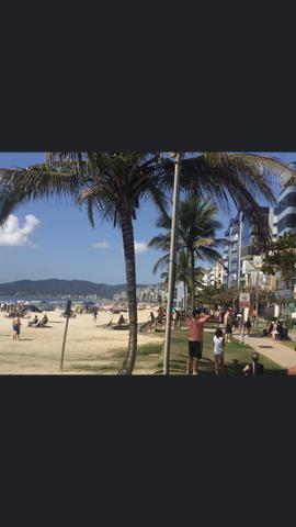 Apartamento Meia Praia com 3 suítes vista mar - Foto 19