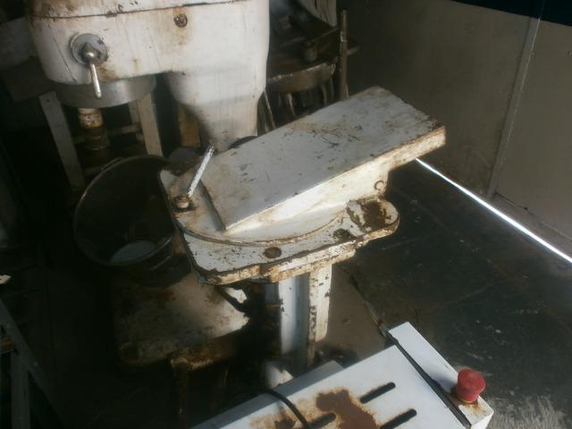 Divisora de pães - industrial - precisando de limpeza e ajustes - Foto 3