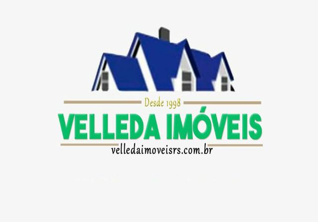 Velleda oferece casa nova no condomínio Golf 3, gás central, 2 dormitorios