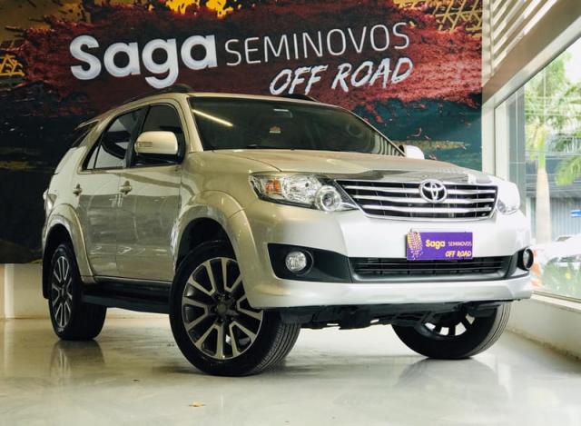 TOYOTA HILUX SW4 4X2SR - Foto 2
