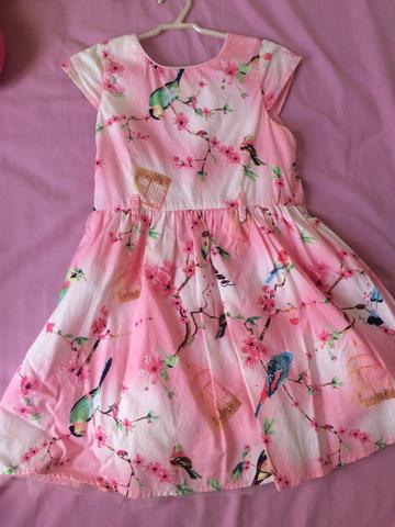 Vestido floral tamanho 4/5
